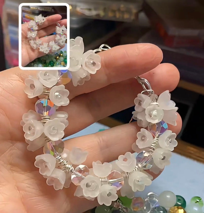 Flower bracelet