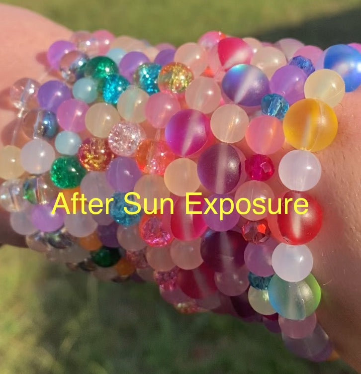 Color changing beaded bracelet